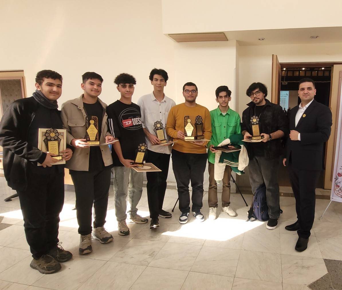دانش آموزان برگزیده جشنواره خوارزمی و علمی پژوهشی ساری زمستان ۱۴۰۴
